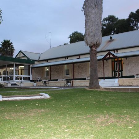 Island Motel Kingscote Exterior photo