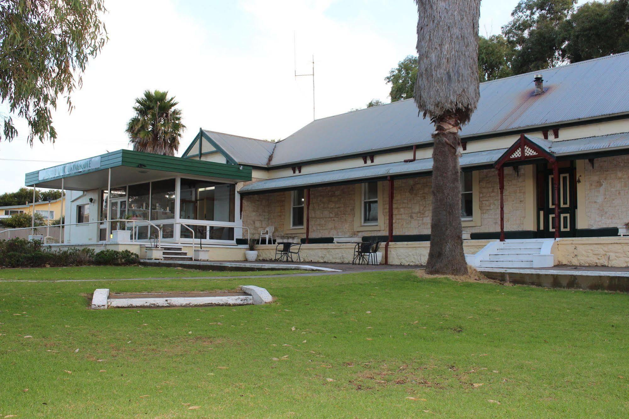 Island Motel Kingscote Exterior photo